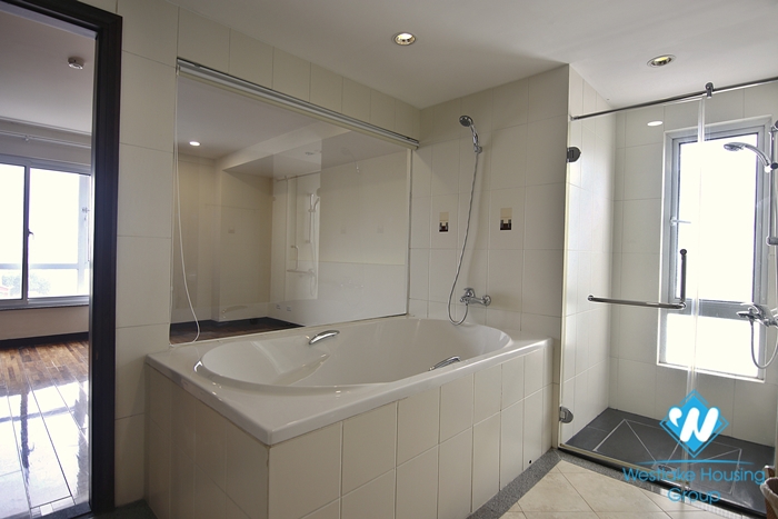 Four-room ambassador-sized apartment for rent in a quiet alley in the heart of Hoan Kiem district
